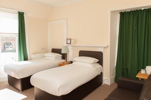 Ardross Glencairn - main image