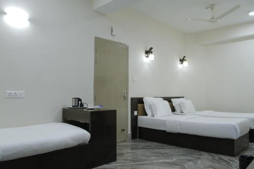 Deluxe Triple Room room in Twin Spring