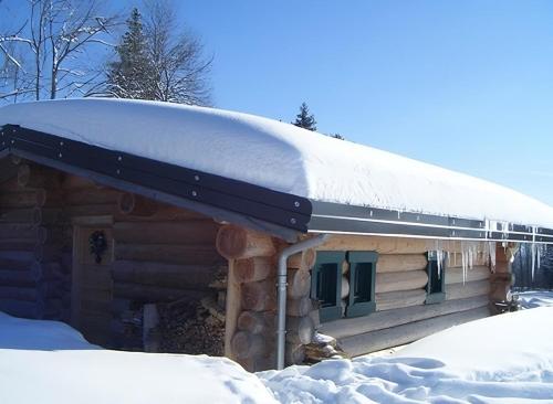 La Fuste des Cernois, Maison en bois rond dans le Haut-Jura, en pleine nature in Grande Riviere