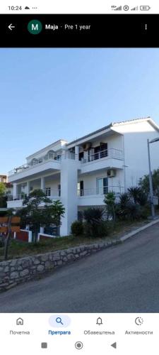 Apartments Bekir