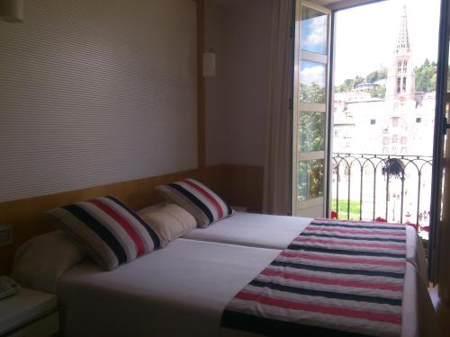 Hotel Vía Gótica - image 4