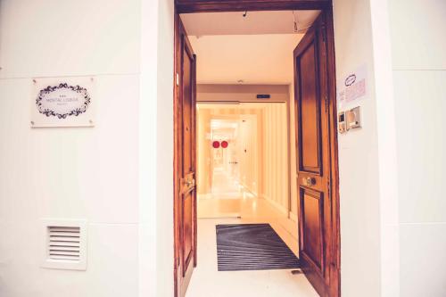 Hostal Lisboa - image 11