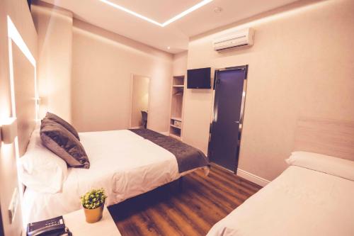 Hostal Lisboa - image 14