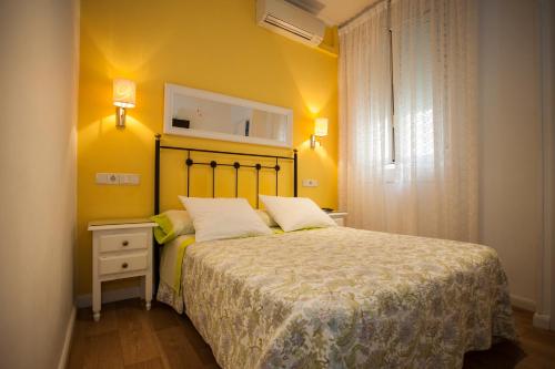 Double Room with Private Bathroom image 4