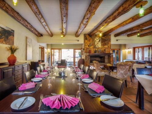 Hotelli välisilme, Komati Gorge Lodge in Waterval Boven
