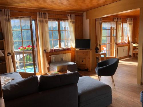 Bel appartement 6 à 10 p face aux dents du midi