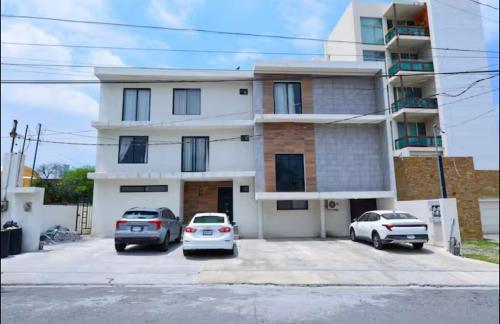 Apartamento Moderno con Balcón y Alberca - image 3