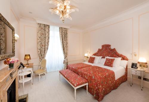 Grand Deluxe Double Room