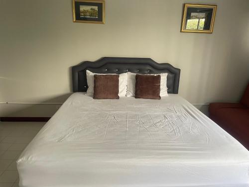 Dailyroom C3,C4by Anna, Pak Kret