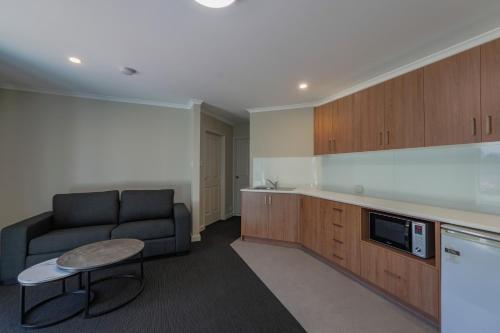 Redhill Cooma Motor Inn in Cooma