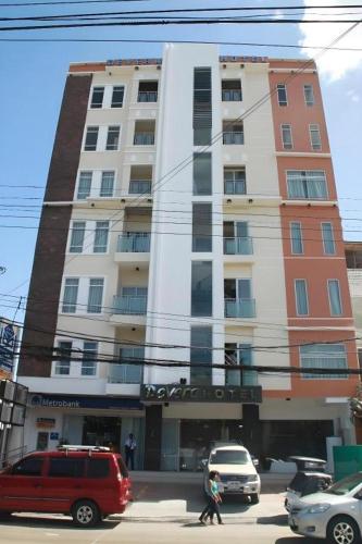 Devera Hotel in Angeles / Clark
