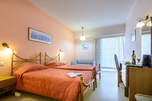 Golden Sand Hotel - image 7