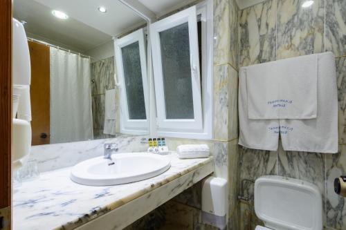 Golden Sand Hotel - image 8