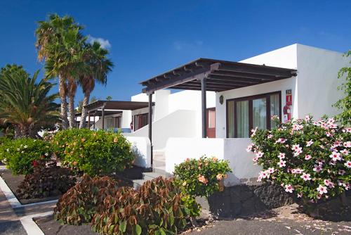 Bungalows Playa Limones - image 10