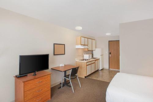 WoodSpring Suites Jacksonville Beach Blvd – Jacksonville, FL