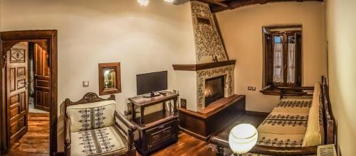 Traditional Mansion Evilion