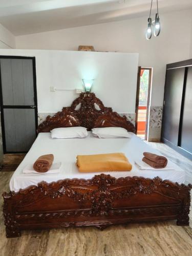 Leon Hide Out Guest House near The Regency