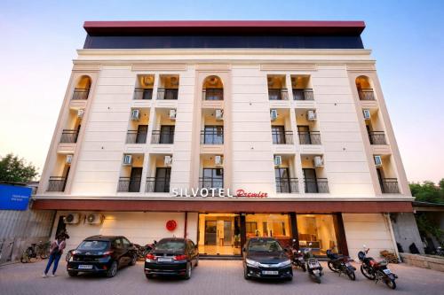 Silvotel Premier By Bizzgrow Hotels - Indore