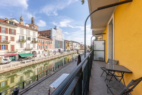 Ripa balcone sul Naviglio