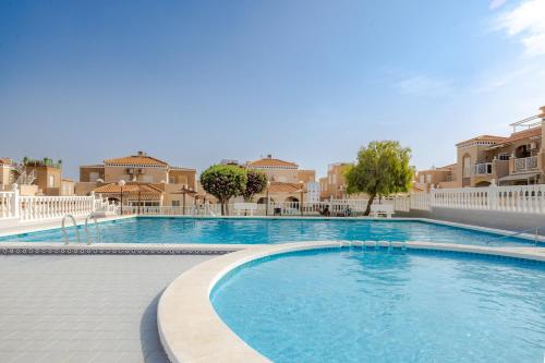 Apartment in Altos de la Bahia, Torrevieja