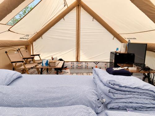 Exterior view, Riverside Glamping Resort Kanchanaburi in Lat Ya