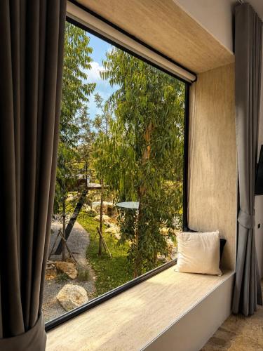 Hillside Haven in Nong Phlap