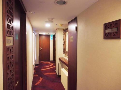 Oriental Lander Hotel in Mongkok
