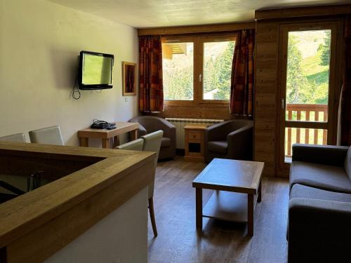 Résidence Le Centaure - Appartement fonctionnel · Résidence avec accès direct aux pistes MAE-0641