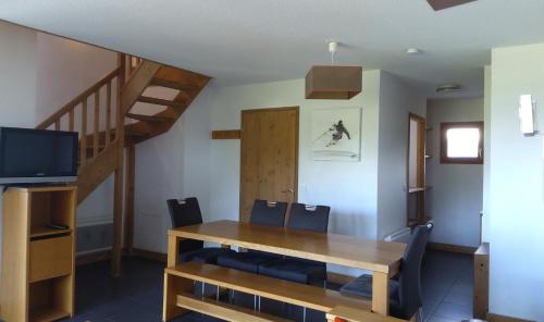 Résidence Roc Belleface B - Appartement 3 pièces 8 personnes à Arc 1600 à côté des pistes et des commerces, avec accès gratuit à la piscine et au sauna de MAE-2621