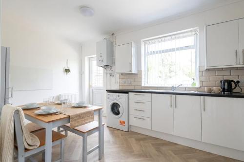 Convenient 3 Bedroom House w Garden in St Helens in St Helens