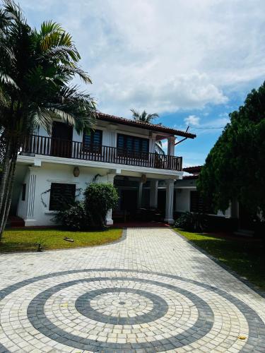 Ganesh Chill House - image 3