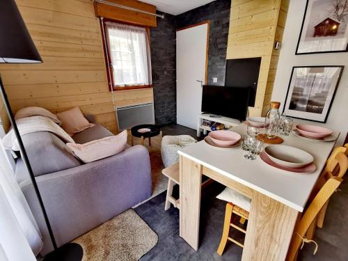 Résidence Chanteneige - Appartement lumineux et rénové MAE-1181