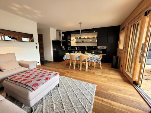 Résidence PremiÈre Loge - Appartement récent, belle piece de vie, jacuzzi avec vue MAE-3441