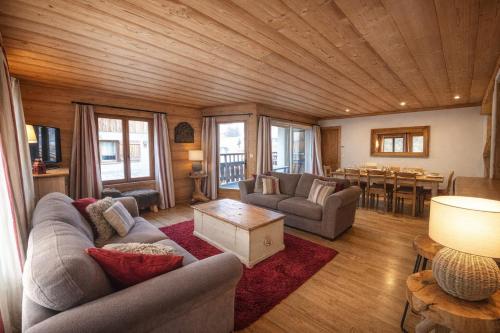Chalet Des Encombres - Chalet pour 8 personnes au centre du village, proche du tékéski et commerces MAE-7521