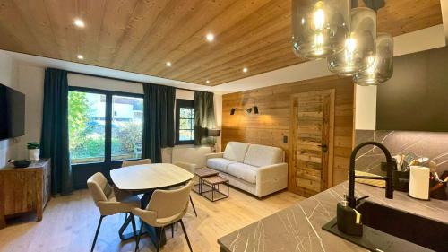 Résidence Fermes Emiguy - Appartement 4 personnes avec piscine MAE-4191