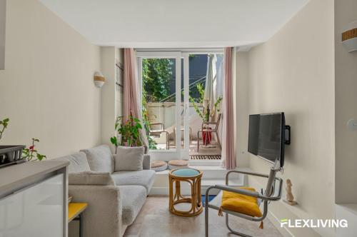 T2 with Terrace in a House Villa Daviel Paris 13