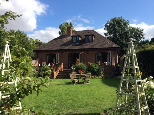 Meadowbank House Bed And Breakfast, , Wiltshire