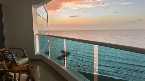 Remodeled and luxurious oceanfront apartment