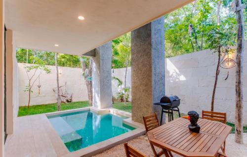Spacious 1BD Private Garden Private Pool BBQ Bikes