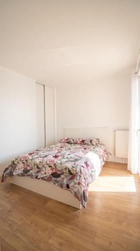 Chambre tout confort à deux pas du métro
