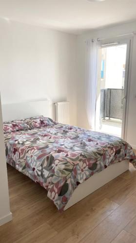 Chambre tout confort a deux pas du metro in Bagnolet