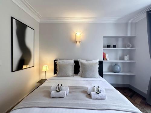 Luxembourg Gardens Prestige flat for 8 lift 4 BR - image 4