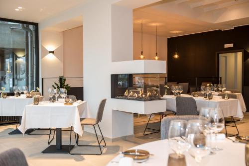 餐廳, 卡納克酒店 (Hotel Carnac) in 科克賽德