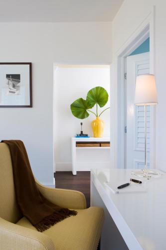 91588163 The Betsy Hotel, South Beach