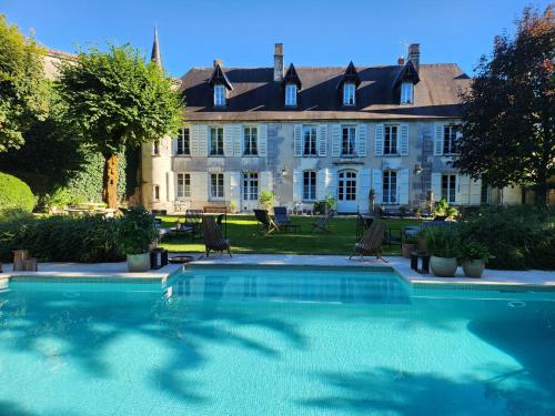 Logis des Tourelles - Chambre d'hôtes - Cognac