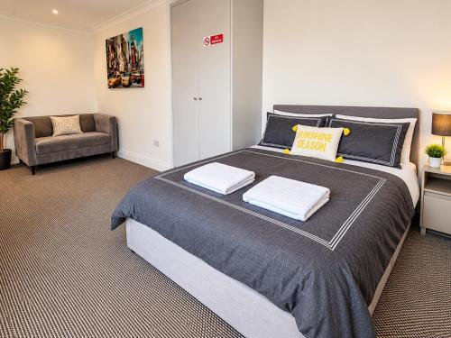 Stylish Modern, Private Apartment,15 Mins To Central London 3