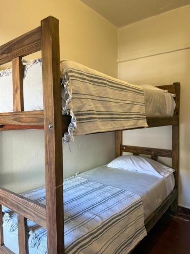 2 bunk beds