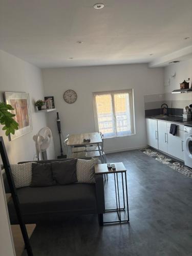 Foch 36 - central apartment
