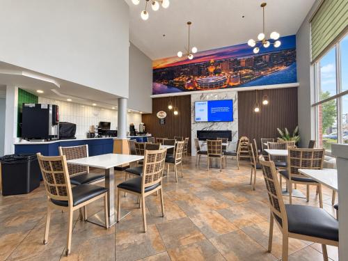 ردهة, سوبر 8 باي ويندام ماديسون ساوث (Super 8 By Wyndham Madison South) in وسط مدينة ماديسون