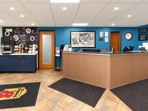 ردهة, سوبر 8 باي ويندام ماديسون ساوث (Super 8 By Wyndham Madison South) in وسط مدينة ماديسون